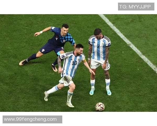 英国足球明星黑人在赛场上的辉煌成就与社会影响力分析